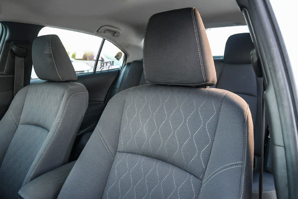 Used 2024 Toyota Corolla LE FWD image 18