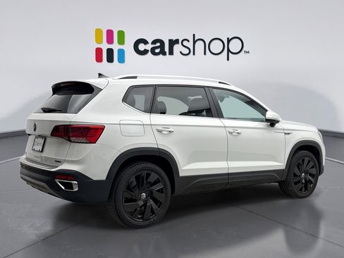 Used 2024 Volkswagen Taos SEL image 5