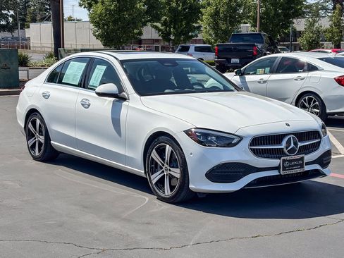 Used 2025 Mercedes-Benz C 300 Sedan image 5