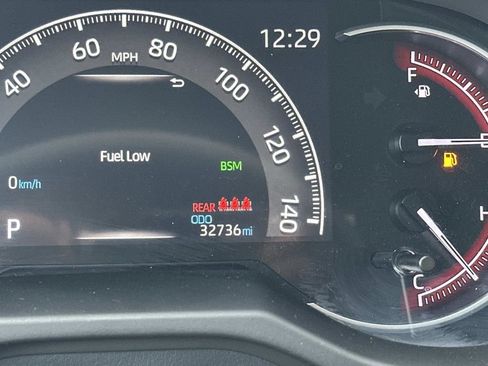 Used 2024 Toyota RAV4 XLE Premium FWD image 21