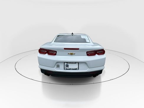 Used 2024 Chevrolet Camaro LT RWD image 7