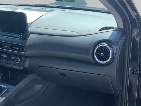 Used 2023 Hyundai Kona Limited FWD image 18