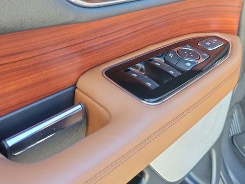 Certified 2023 Lincoln Navigator Reserve AWD/4WD image 24