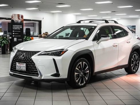 Certified 2025 Lexus UX 300h FWD w/ Accessory Package (Z2) image 3