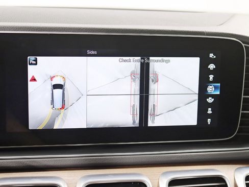 Used 2020 Mercedes-Benz GLS 580 4MATIC image 21