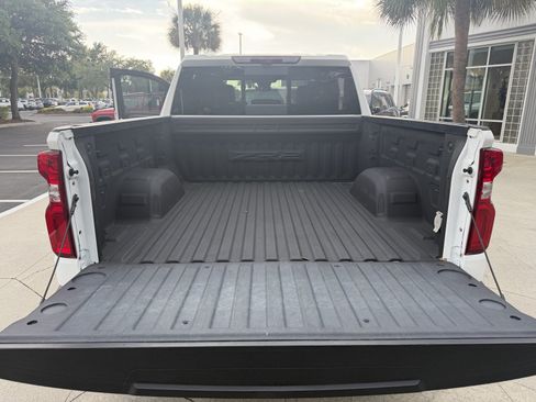 Used 2024 Chevrolet Silverado 1500 ZR2 w/ Technology Package AWD/4WD image 12