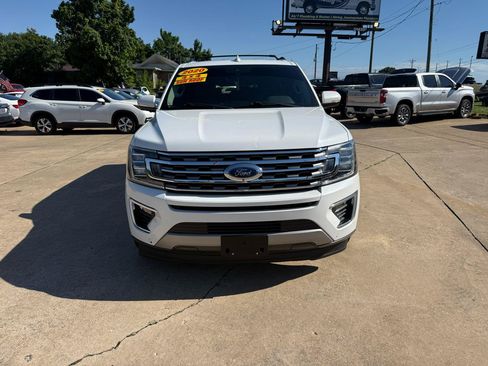 Used 2021 Ford Expedition Limited RWD image 2