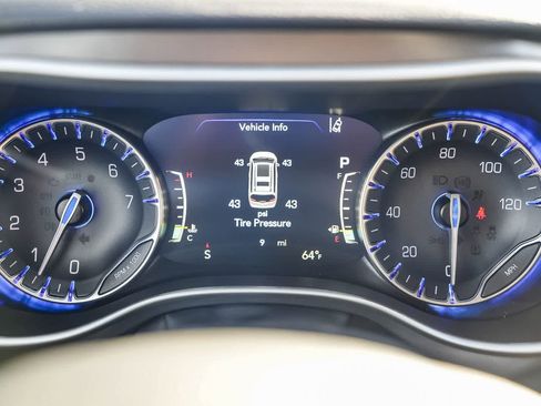 New 2026 Chrysler Pacifica Select image 23