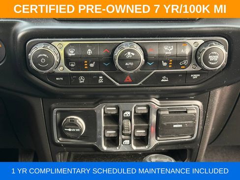 Used 2022 Jeep Wrangler Unlimited Sport AWD/4WD image 12