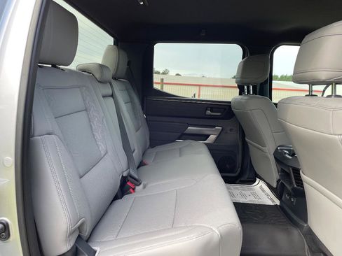 Used 2025 Toyota Tundra SR5 w/ SR5 Premium Package AWD/4WD image 13