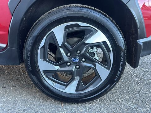 Certified 2025 Subaru Crosstrek 2.5i Limited w/ Popular Package #4A image 40