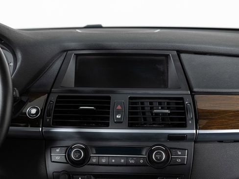 Used 2013 BMW X5 xDrive50i w/ Sport Activity Pkg image 31