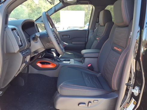 New 2026 Nissan Frontier PRO-4X w/ Pro-4x Convenience Package image 11