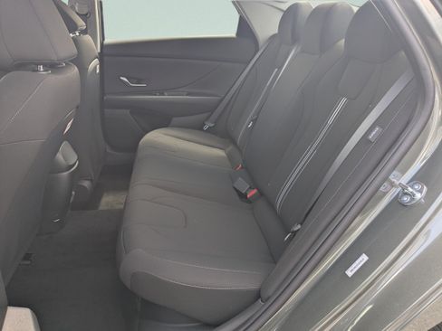 New 2026 Hyundai Elantra Hybrid FWD image 13