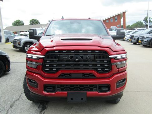 Used 2026 RAM 2500 Limited AWD/4WD image 13