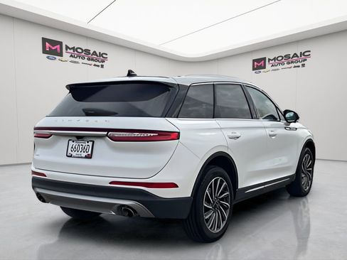 Used 2023 Lincoln Corsair Reserve w/ Equipment Group 201A image 8