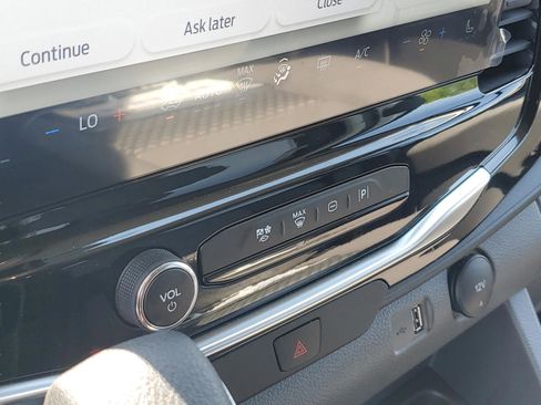 New 2025 Ford Transit 350 XLT RWD image 20