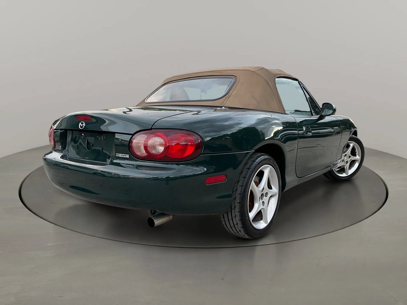Used 2001 MAZDA MX-5 Miata RWD image 4