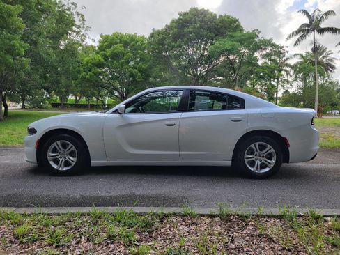 Used 2022 Dodge Charger SXT image 6
