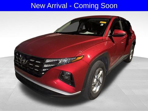 Used 2022 Hyundai Tucson SE image 1