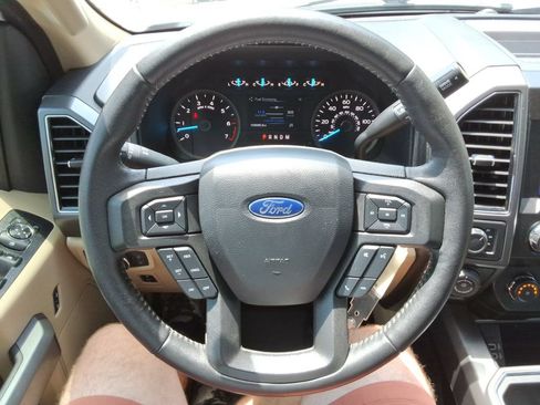 Used 2020 Ford F150 XLT w/ Equipment Group 302A Luxury AWD/4WD image 25