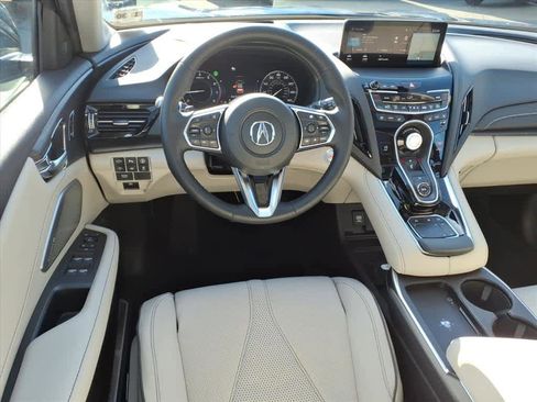 Certified 2025 Acura RDX SH-AWD w/ Advance Package image 9