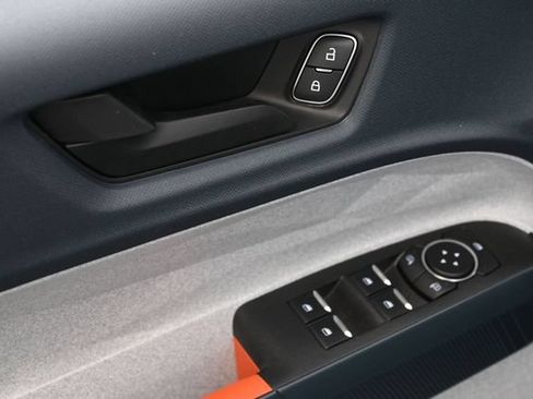 Certified 2024 Ford Maverick XLT FWD image 12