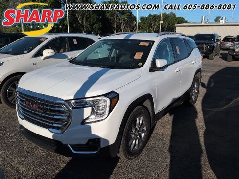 Used 2022 GMC Terrain SLT w/ LPO, Floor Liner Package AWD/4WD image 1