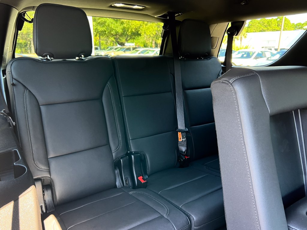 Used 2025 Chevrolet Tahoe LT w/ Comfort Package AWD/4WD image 24