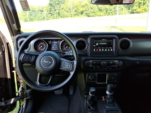 Used 2023 Jeep Wrangler Unlimited Sport AWD/4WD image 6