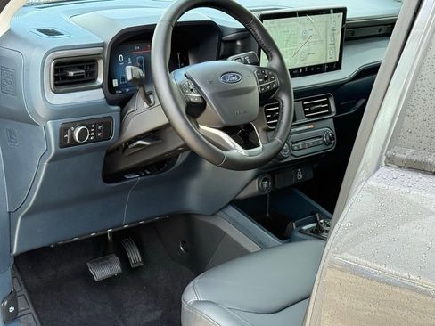 New 2026 Ford Maverick Lariat w/ Black Appearance Package AWD/4WD image 6
