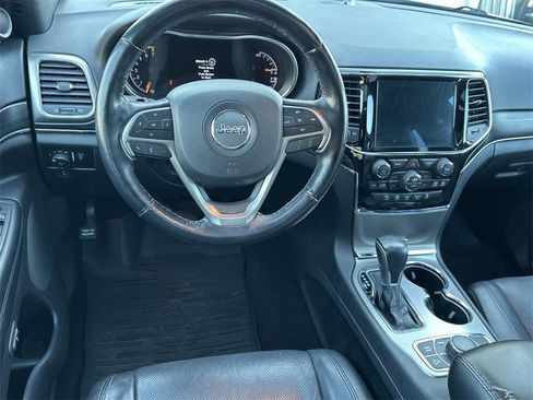 Used 2020 Jeep Grand Cherokee Limited w/ Luxury Group II image 23