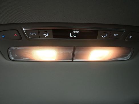 New 2025 Kia Telluride LX FWD image 31