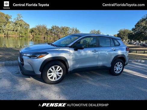 Used 2024 Toyota Corolla Cross L image 1