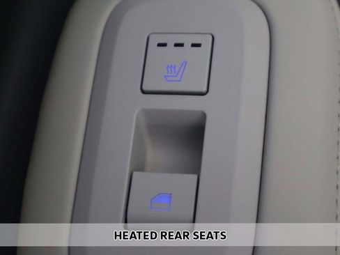 Certified 2024 Hyundai Santa Fe Limited image 11