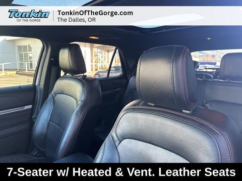 Used 2018 Ford Explorer Sport w/ Equipment Group 401A AWD/4WD image 17