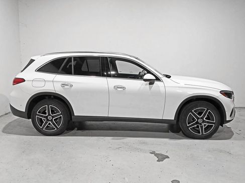 New 2026 Mercedes-Benz GLC 300 4MATIC image 8