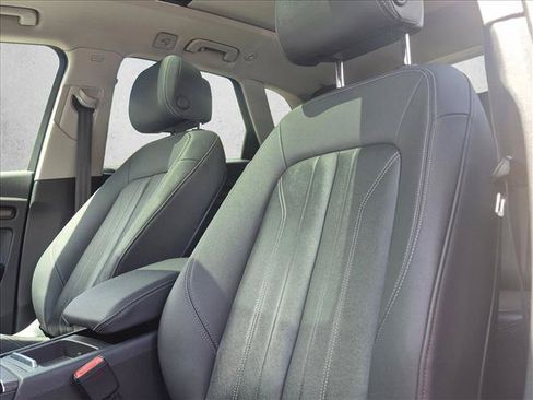 Used 2021 Audi Q5 2.0T Premium w/ Convenience Package AWD/4WD image 13