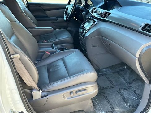 Used 2016 Honda Odyssey Touring image 13
