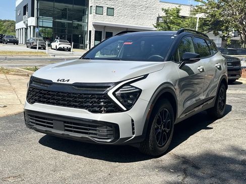 Used 2025 Kia Sportage X-Pro image 2