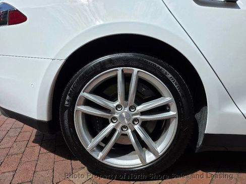 Used 2015 Tesla Model S 70 image 11