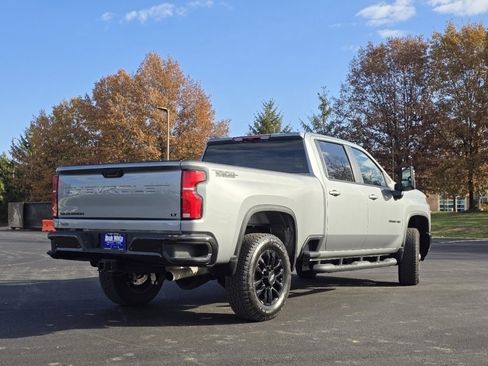Used 2025 Chevrolet Silverado 3500 LT w/ Trail Boss Package image 15