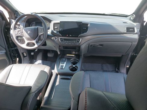 Used 2022 Honda Pilot TrailSport image 9