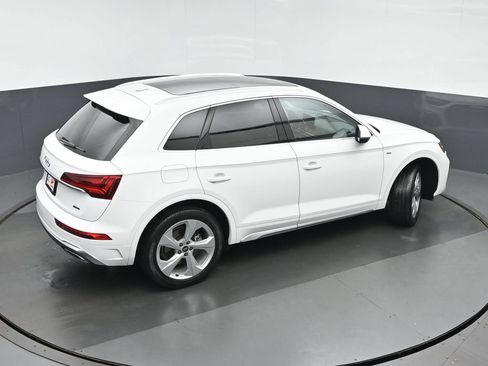 Used 2023 Audi Q5 2.0T Premium Plus w/ Premium Plus Package AWD/4WD image 35