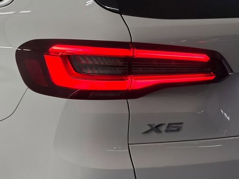 Certified 2023 BMW X5 sDrive40i w/ Parking Assistance Package image 12