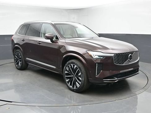 New 2026 Volvo XC90 T8 Ultra w/ Protection Package Premier AWD/4WD image 8