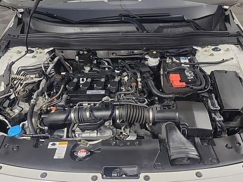 Certified 2018 Honda Accord EX-L image 15