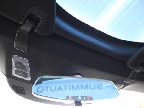 Used 2015 Chevrolet Corvette Stingray Coupe image 15