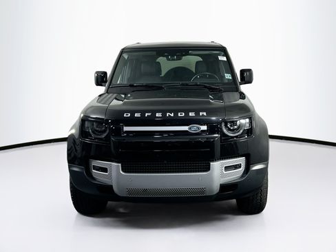 Used 2024 Land Rover Defender 110 S AWD/4WD image 2