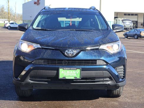 Used 2018 Toyota RAV4 LE w/ All Weather Liner Package image 10